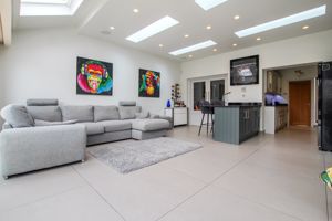 Photo 15- click for photo gallery